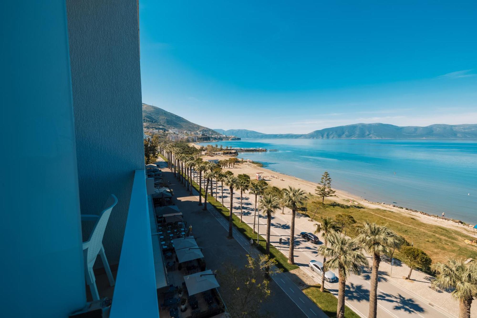 Duka Hotel Vlore Exterior photo